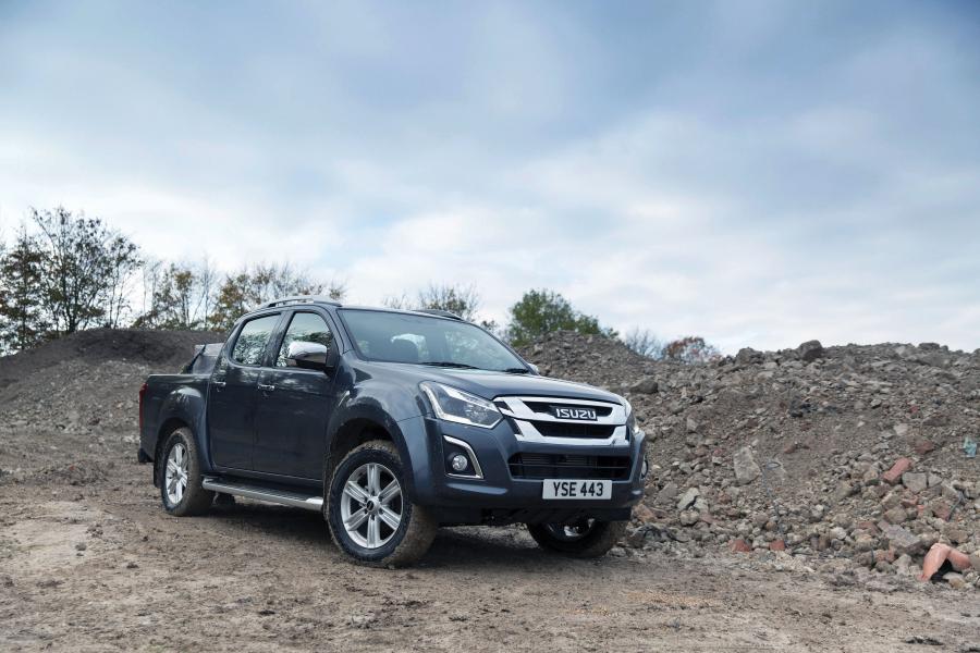  Isuzu D-Max Double Cab 2017 года  (UK) (фото 18 из 33)